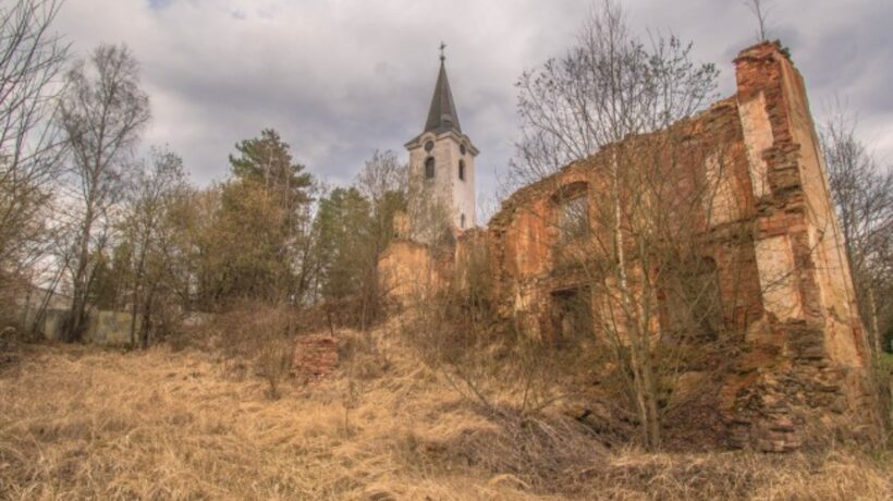 Kostel na hranici Česka a Rakouska čeká záchrana. Patronem projektu je europoslanec Zdechovský