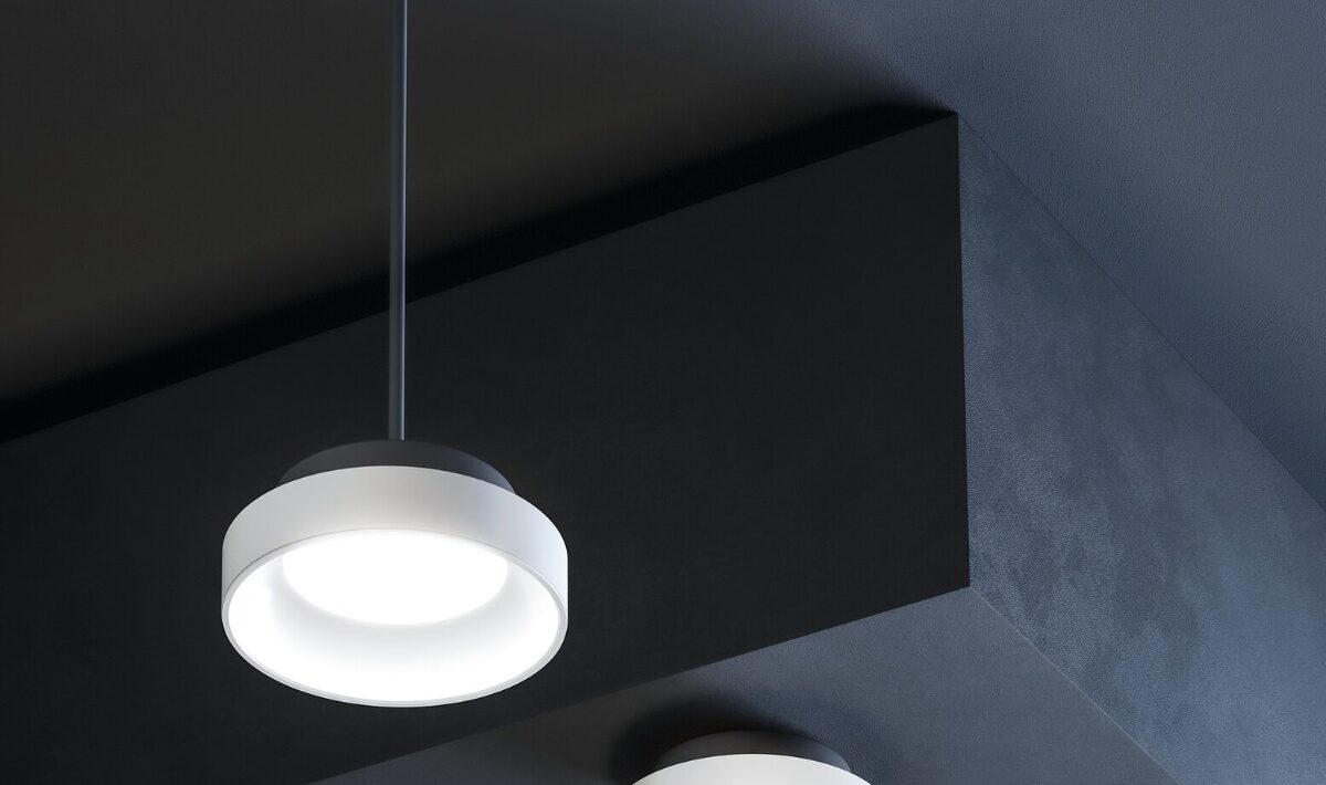 Zumtobel získal ocenění iF Design Award a RedDot Design Award 2025 za svítidla PANOS III a SLOTLIGHT LynX® activated